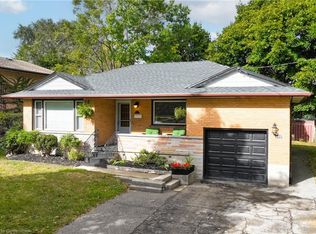 42 Acacia St, Kitchener, ON N2G3B2