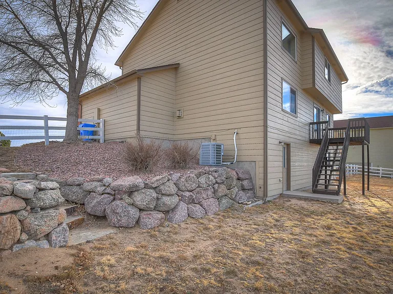 8310 Saddleman Rd — Photo 45