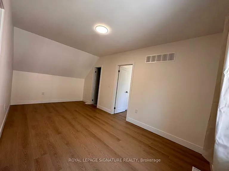 53 Bishop Ave #5 — Photo 7