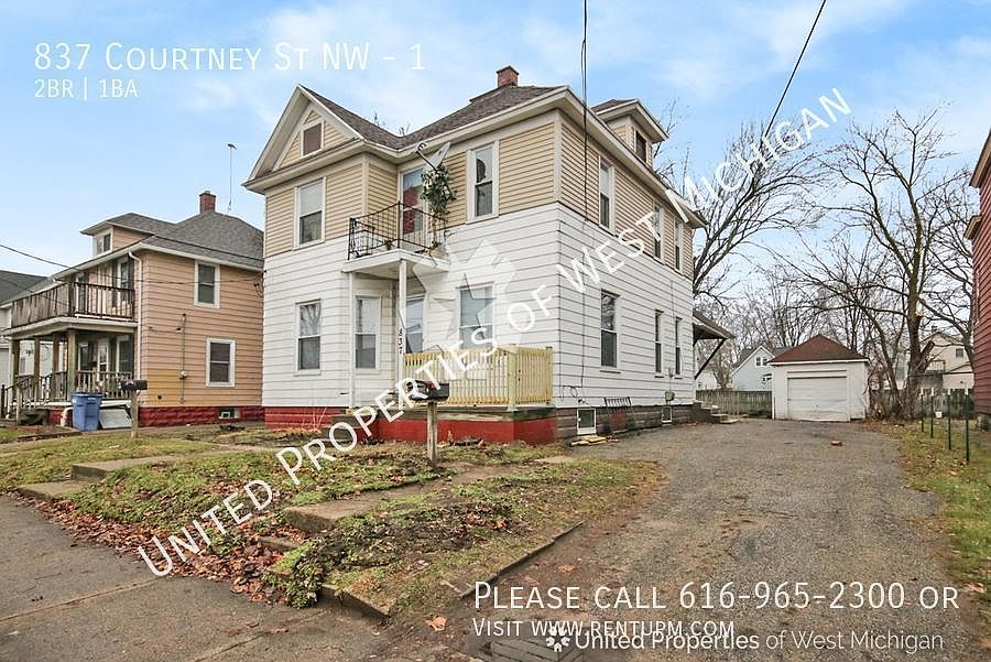 1st image of 837 Courtney St NW #1