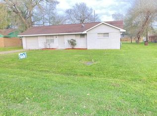 136 Henderson St, Prairie View, TX 77446