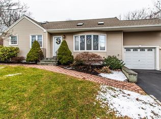 33 Laurie Rd, Cortlandt Manor, NY 10567