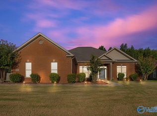 29860 Windsor Ln, Harvest, AL 35749