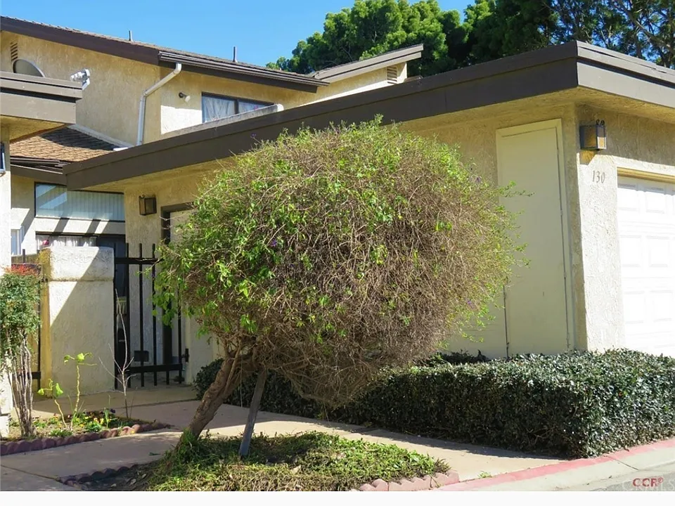 130 Royal Pl