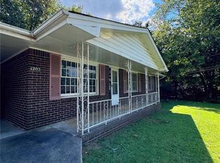 1203 Robin Rd NE, Conyers, GA 30012