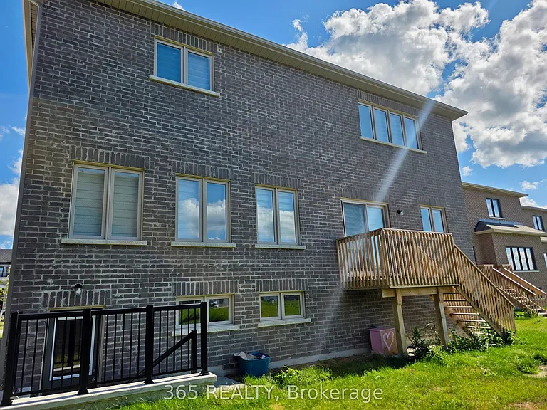 223 Warden St — Photo 49