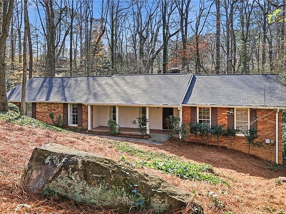 2nd image of 6900 Castleton Dr