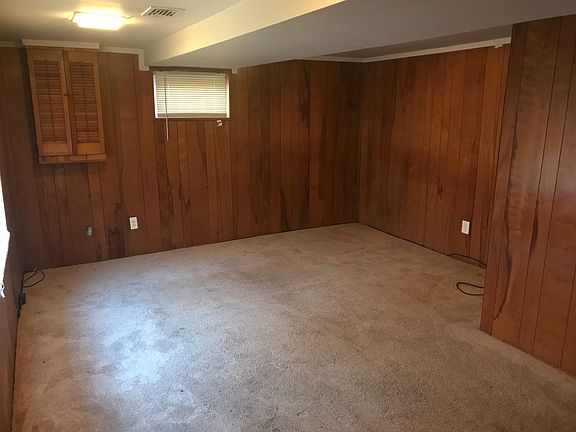 basement rec room