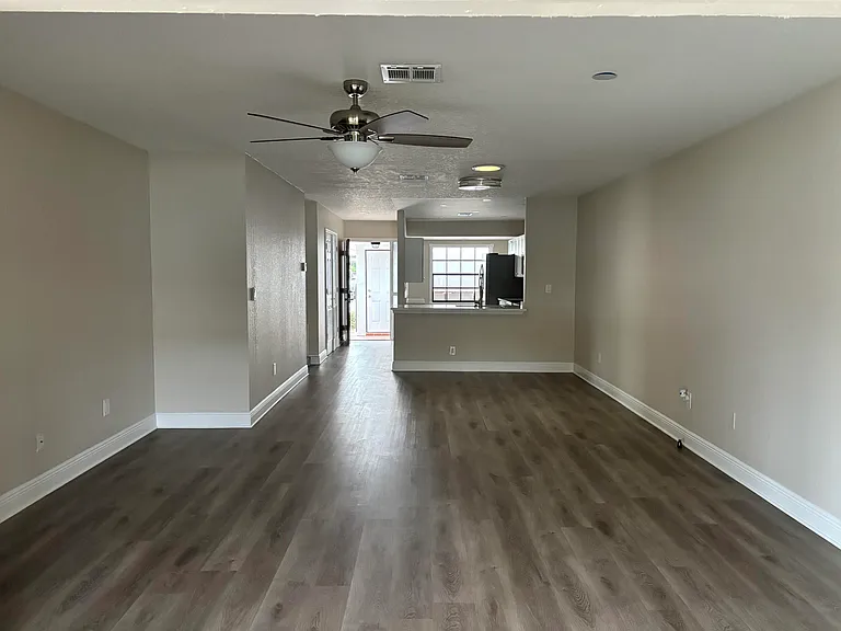 255 Paradise Blvd #18 — Photo 8
