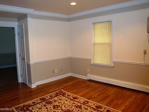 617-1 Livingroom