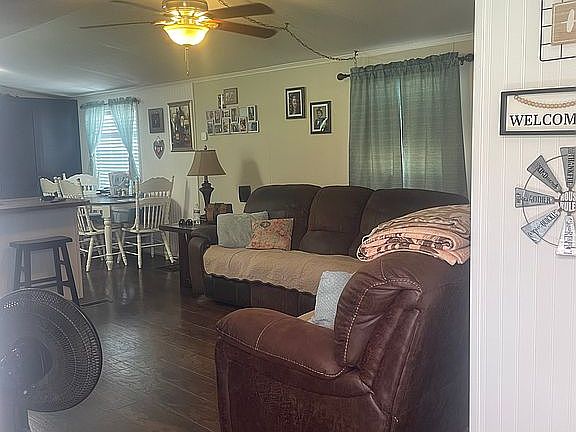 5th image of 169 NW Sugarcane Pl