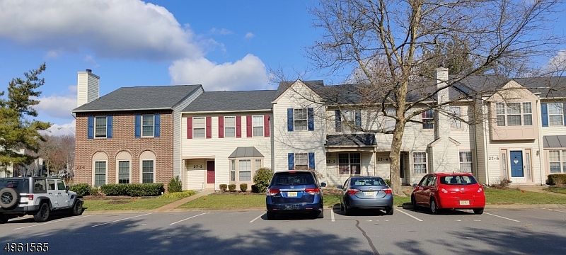 1st image of 27-4 Whistler Dr