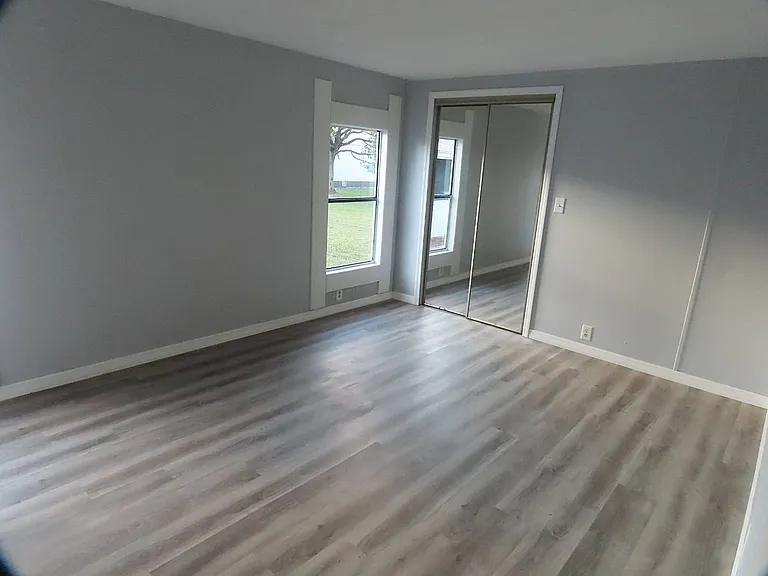 1077 Quail Dr — Photo 9