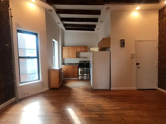 Rented by Dream NYC LLC | media 13