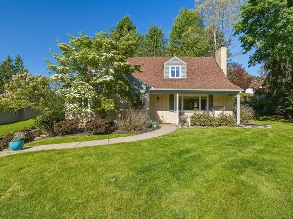 333 Forestwood Dr, Gibsonia, PA 15044
