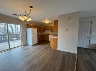 1043 E 1st Ave N UNIT A-D, Columbus, MT 59019