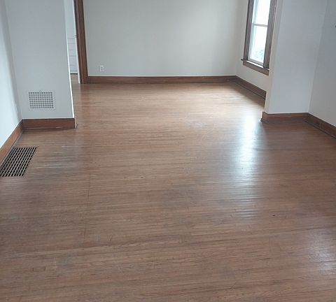 4th image of 158 Avery Ave Floor 2
