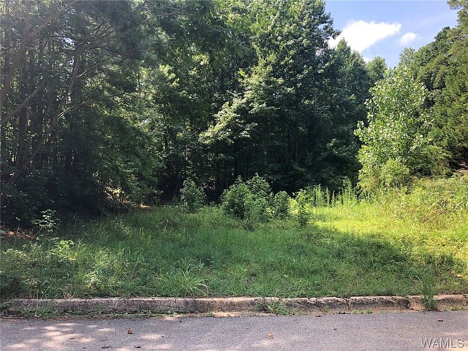 1st image of 4749 Woodvale Dr