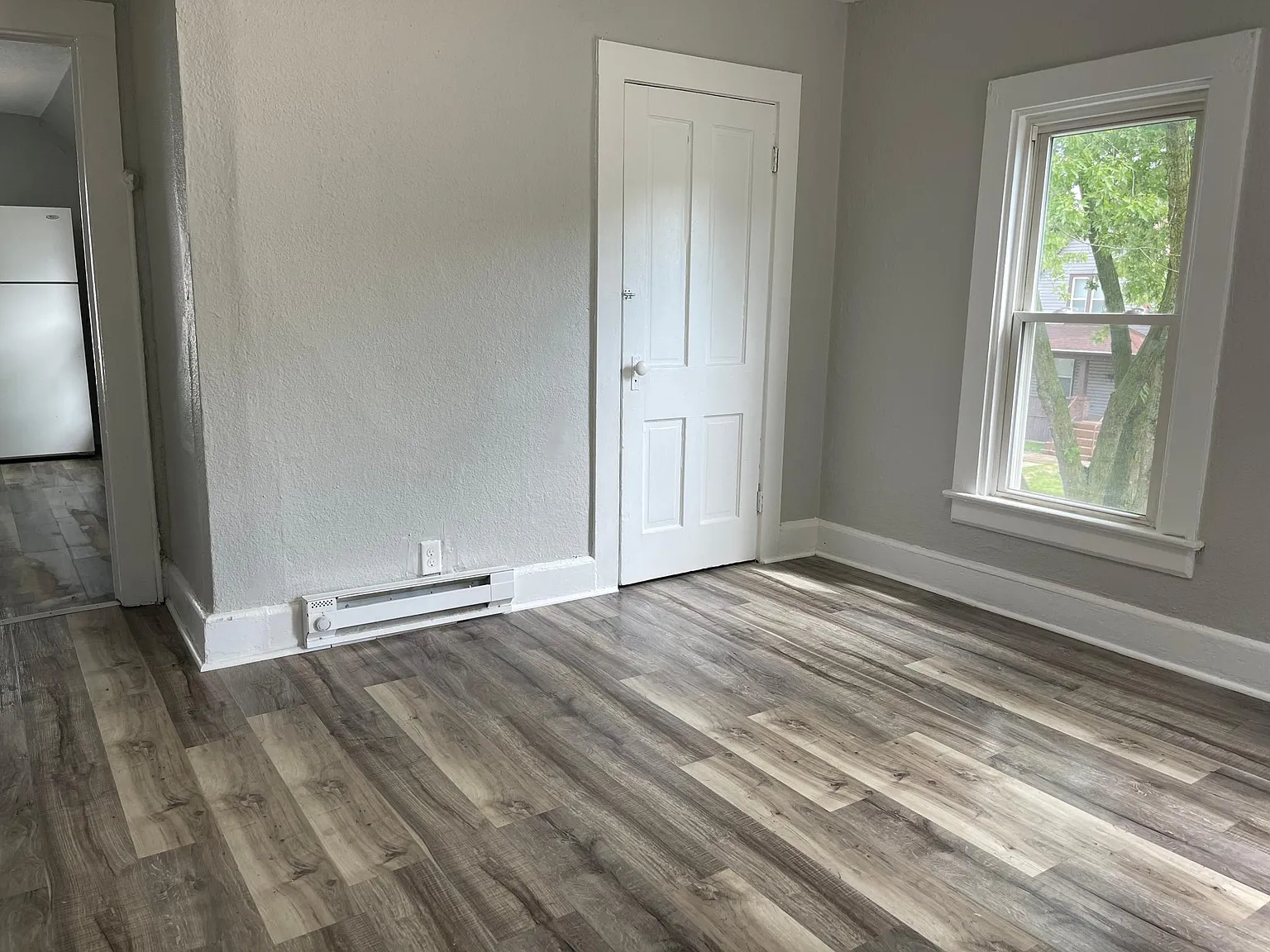 2 bed, 800 sqft, $1,295 — Photo 1