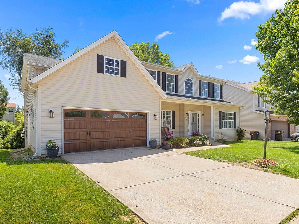 1st image of 2118 W Gerald Dr
