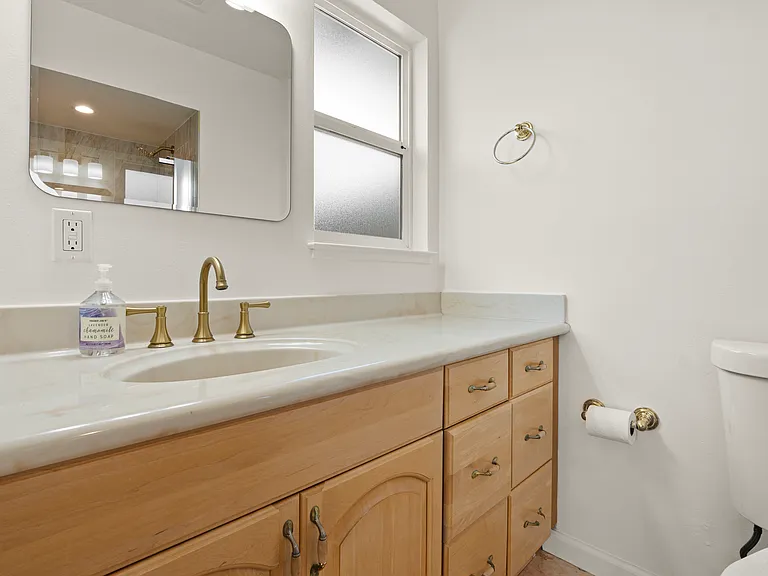 5525 Amby Dr — Photo 15