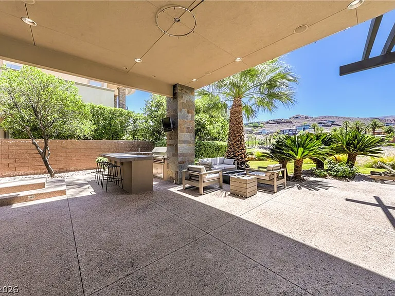 1501 Foothills Village Dr — Photo 72