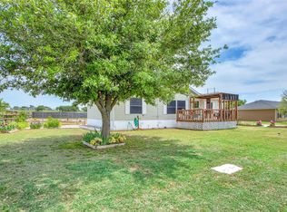 310 Glenwood St, Gainesville, TX 76240
