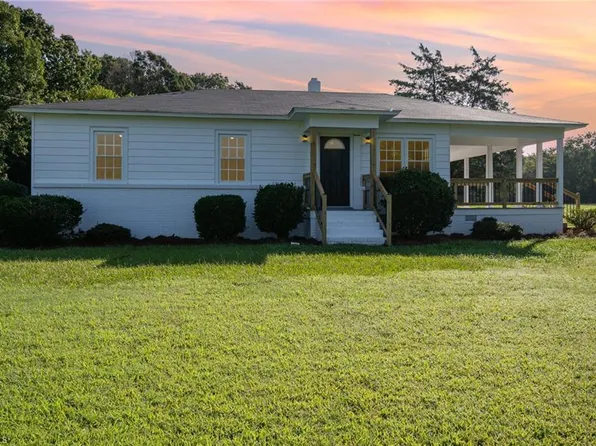 1382 Low Bridge Rd, Liberty, NC 27298
