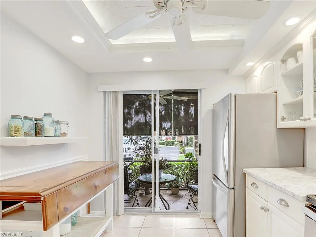 4230 Jack Frost Ct — Photo 2