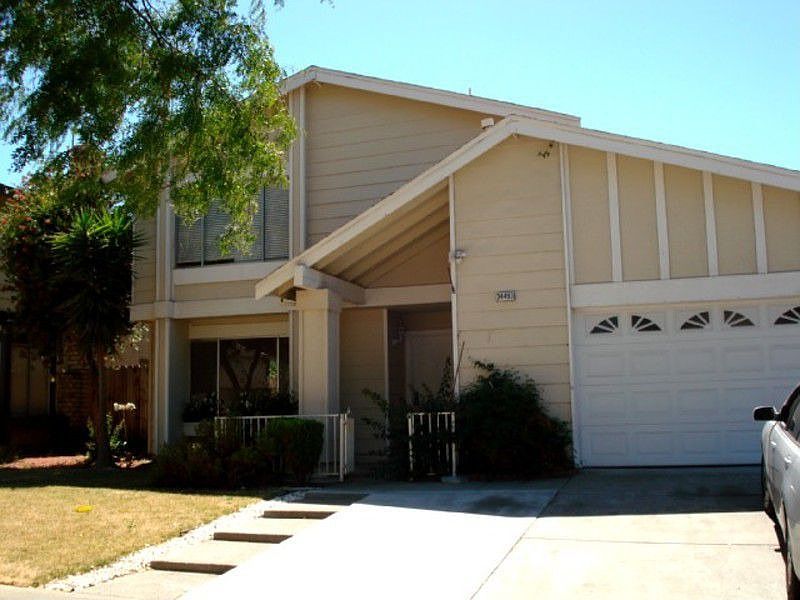 2nd image of 34493 Salinas Pl