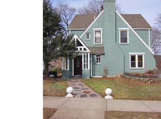 220 Lakeview Ter, New Haven, CT 06515