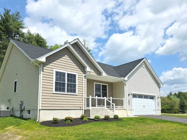31 High Bluff Rd, Belchertown, MA 01007