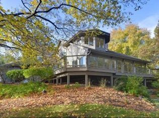 4140 W Beach Rd, Village Of Oconomowoc Lake, WI 53066