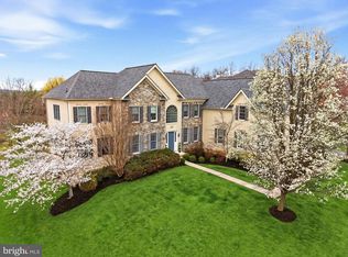 9 Goldfinch Cir, Phoenixville, PA