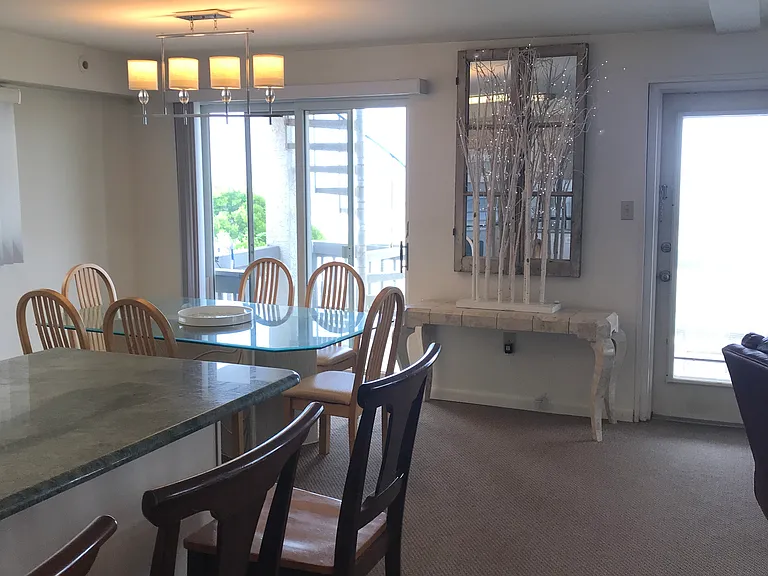 1421 Ocean Ave #3 — Photo 18