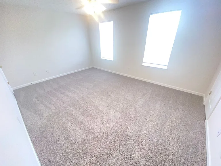 706 Vincent Cason Ave — Photo 7