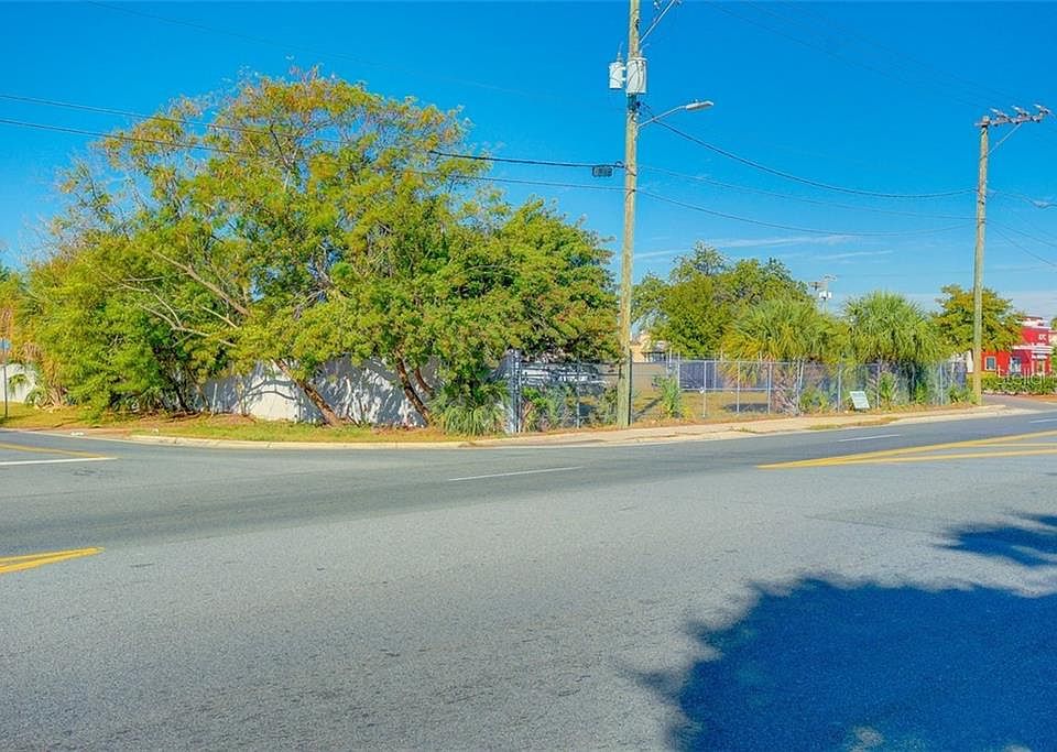 1st image of 4911 S Manhattan Ave