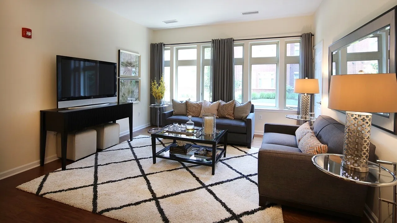 2202 Riverview Ave #202 photo 1