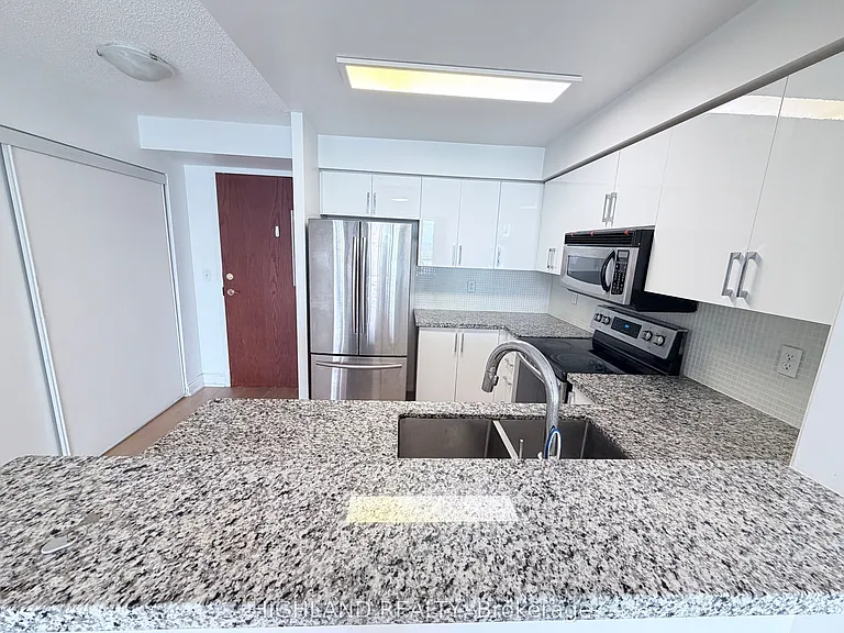 2545 Erin Centre Blvd #1509 — Photo 6