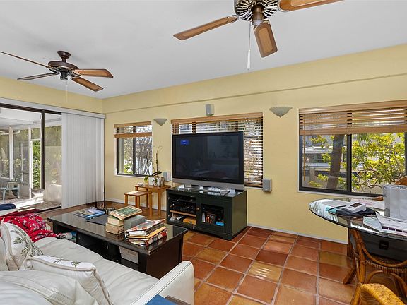 3rd image of 1742 SE 14th Street