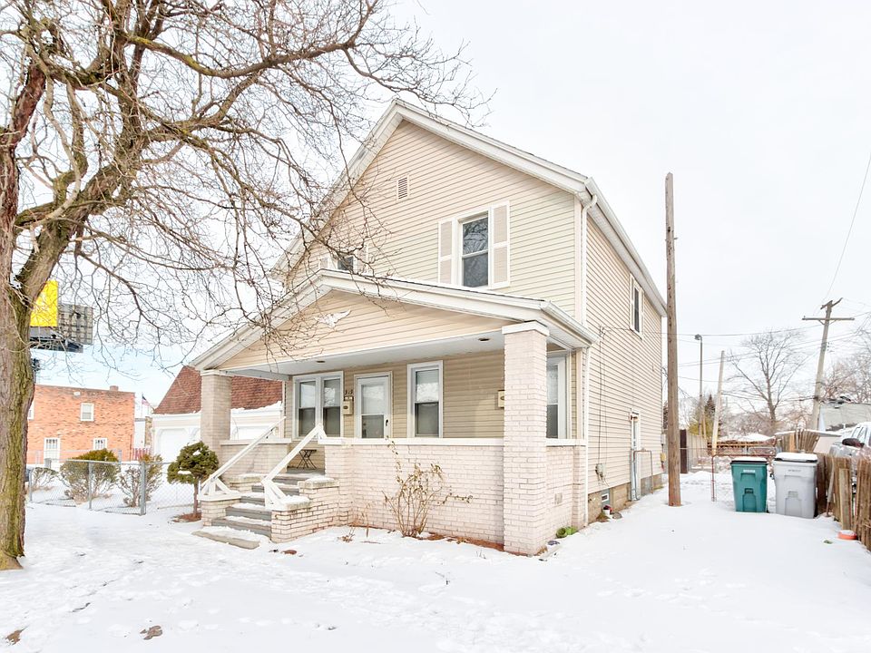 1st image of 919 E Jarvis Ave