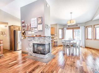 1813 S Remington Cir, Sioux Falls, SD 57106