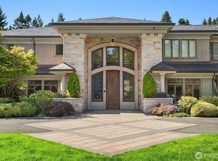 22430 Dogwood Ln, Edmonds, WA 98020