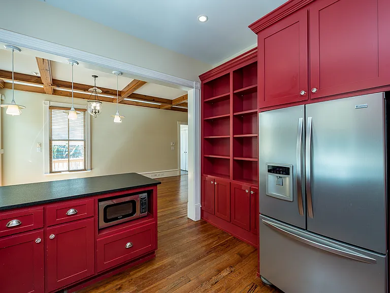 765 Woodland Ave SE — Photo 22