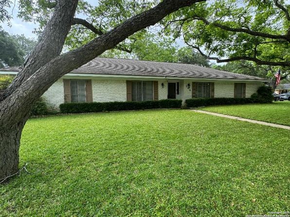 204 Hampshire, Victoria, TX 77904
