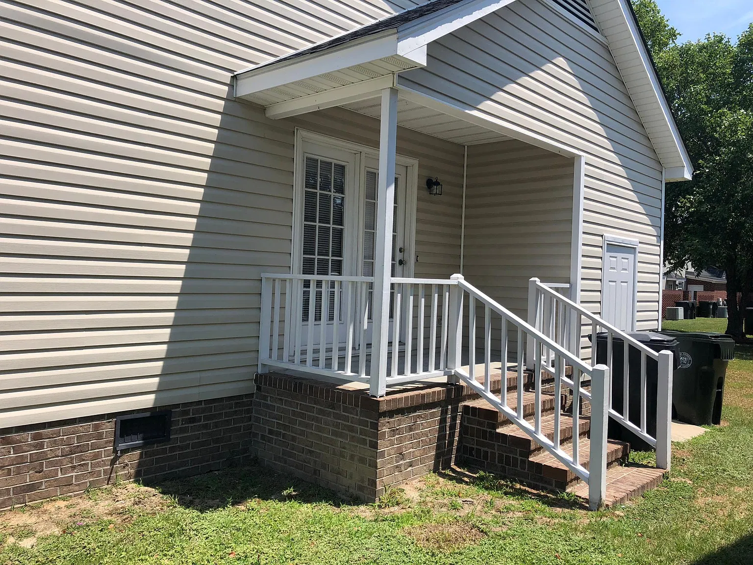 901 S Harding Dr — Photo 3