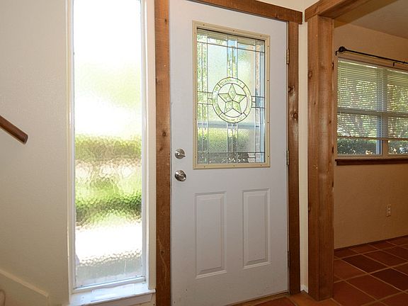 2nd image of 4110 Justice Ln