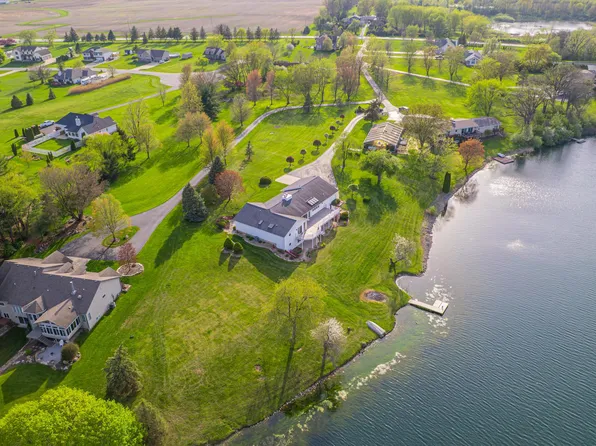 16459 Grant St, Lowell, IN 46356