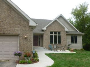 10506 Ray Dr, Roscoe, IL 61073