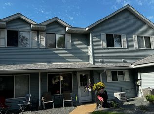 113 96th Ln NE, Blaine, MN 55434